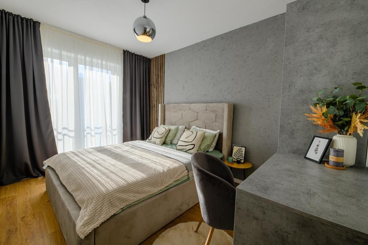 Ara Apart Hotel Braşov Esterno foto