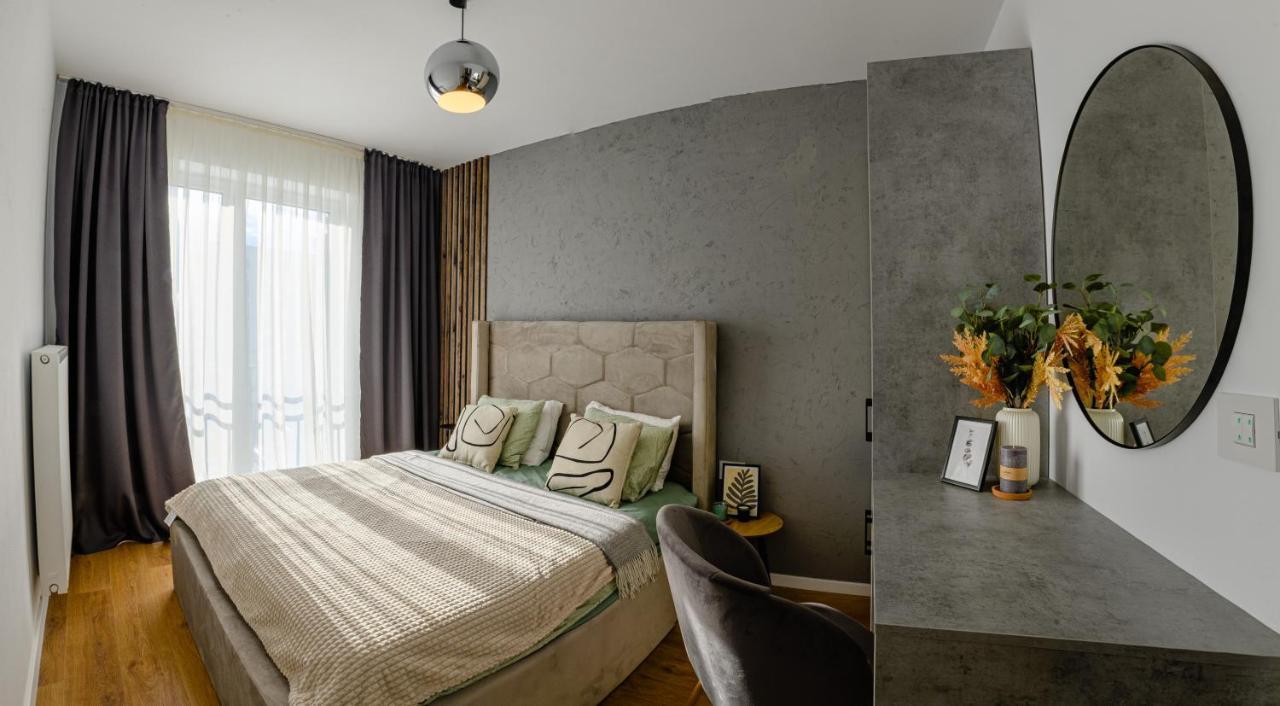 Ara Apart Hotel Braşov Esterno foto