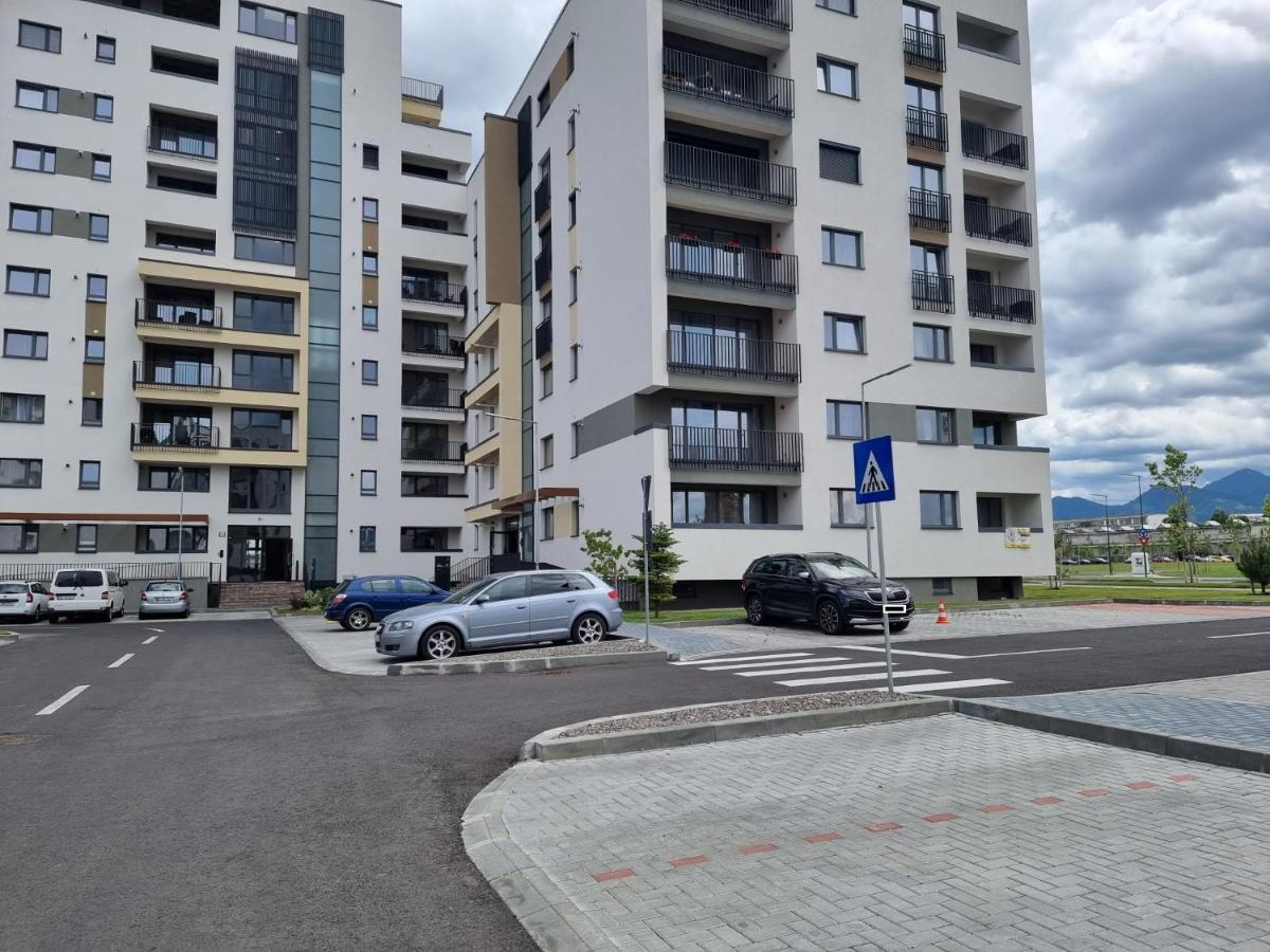 Ara Apart Hotel Braşov Esterno foto